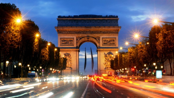 PARIS, BRUXELLES OG REIMS